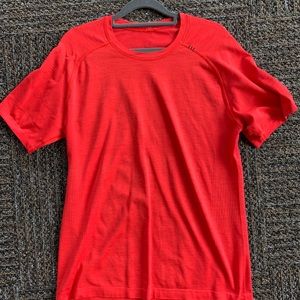 Lululemon Metal Vent SS